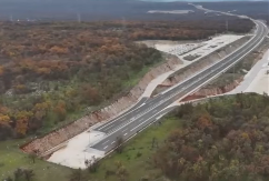 Izgleda kao autoput, ali je prazan: Milionska dionica u BiH zjapi godinama (VIDEO)